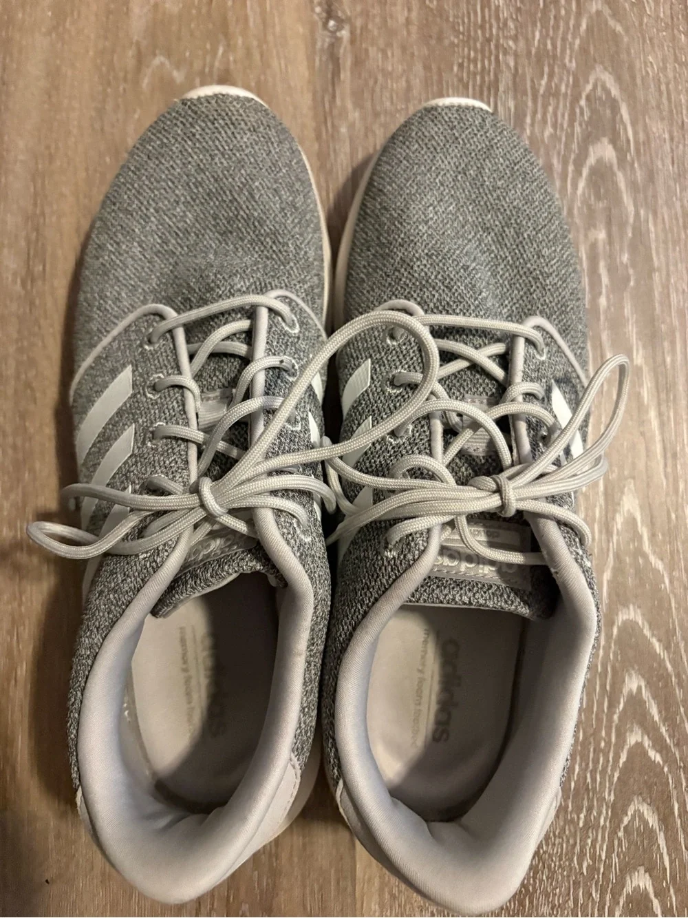 Adidas Cloudfoam size 9.5